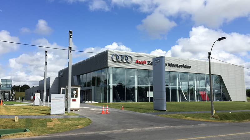 Sala di mostra di struttura in acciaio per Audi in Uruguay (4)